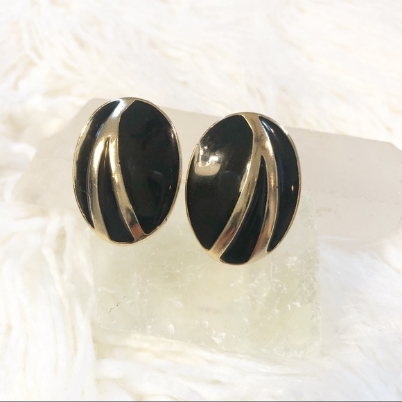 Vintage Black Gold Enameled Clip On Earrings - Picture 1 of 8